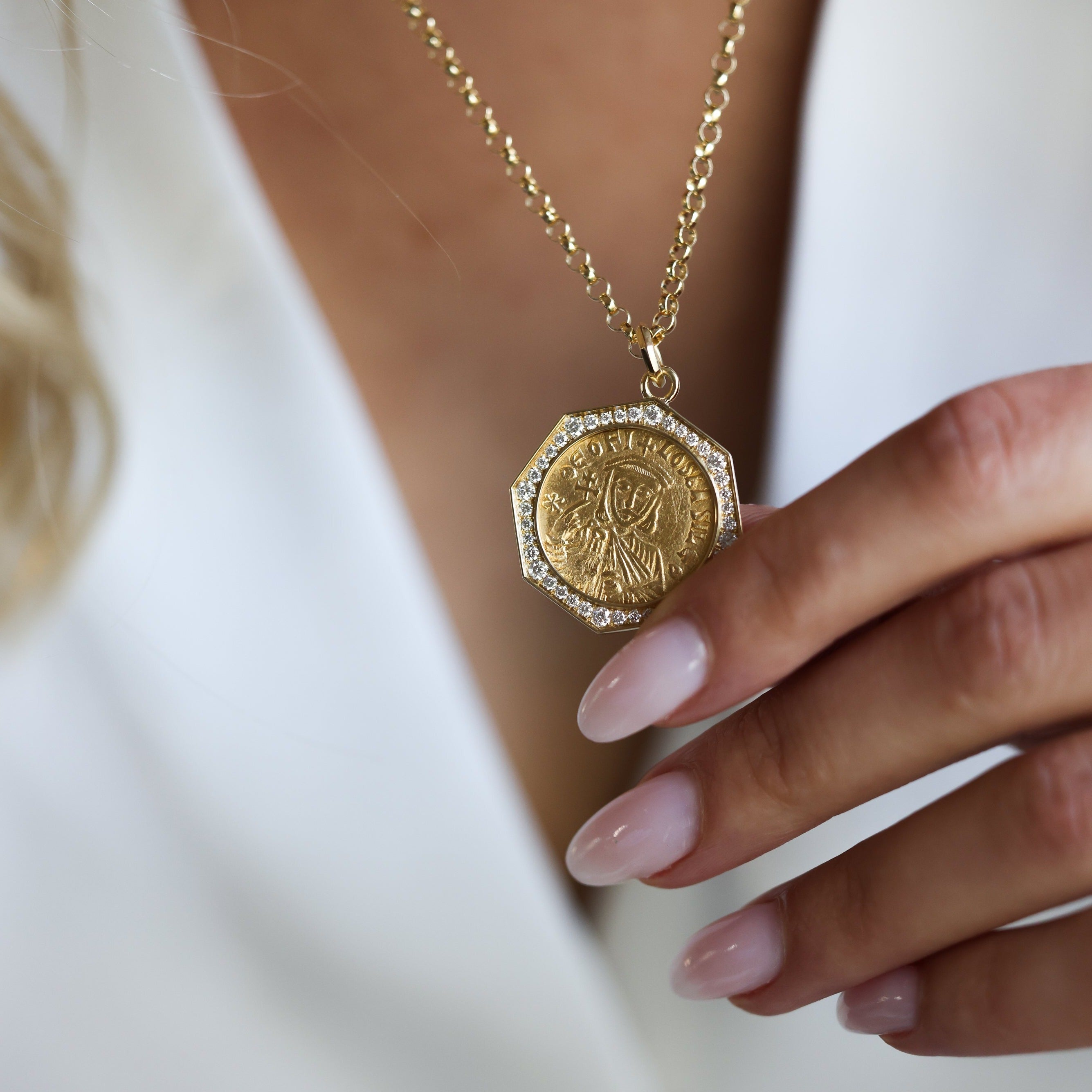 MULTI COIN INITIAL NECKLACE | Ora Gift